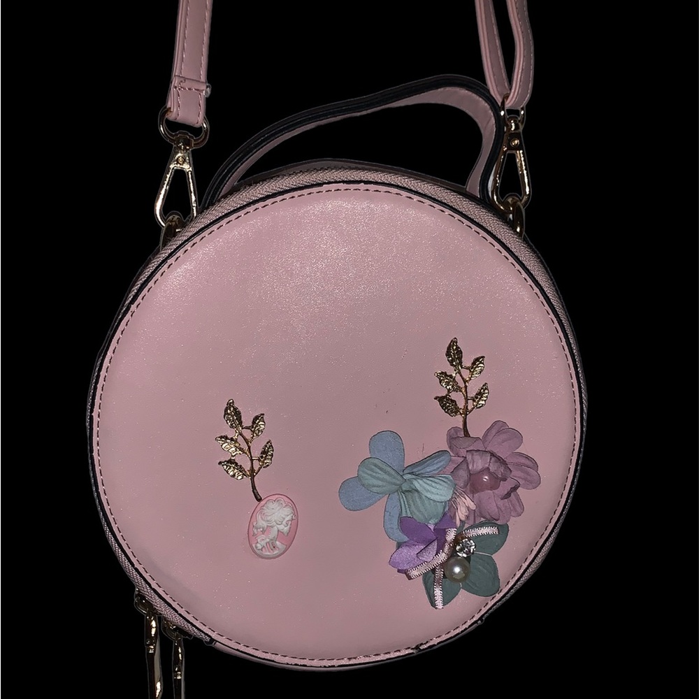 Light pink no brand circle purse